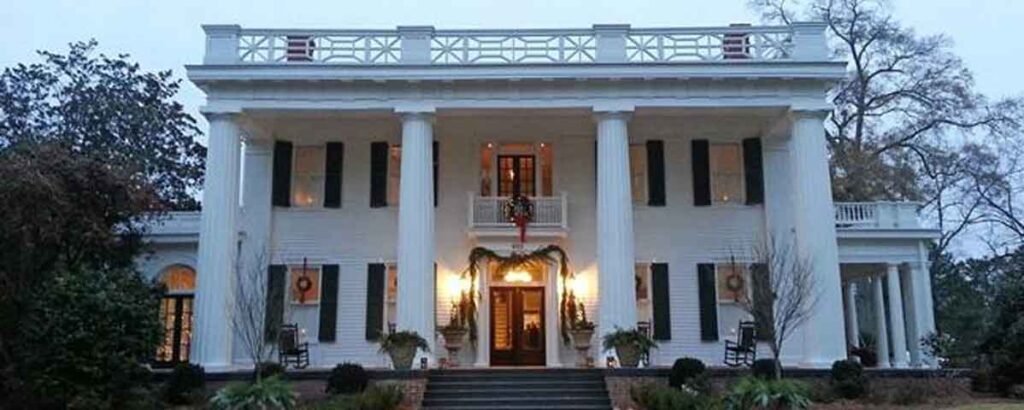 Joshua Hill House on the Holiday Tour of Homes