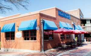 Ricardo's Kouzzina Exterior and Outdoor Seating | Best Small Town Restaurants in Georgia | Madison GA Restaurants | Visit Madison GA