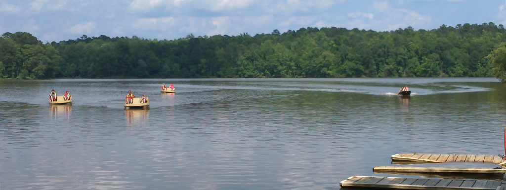 Paddle boaters enjoy Lake Rutledge
