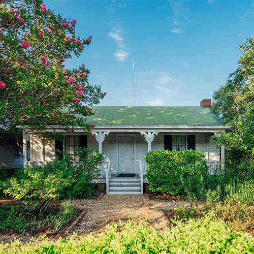 Rose Cottage | Small Historic Towns In Georgia To Visit | Madison GA History
