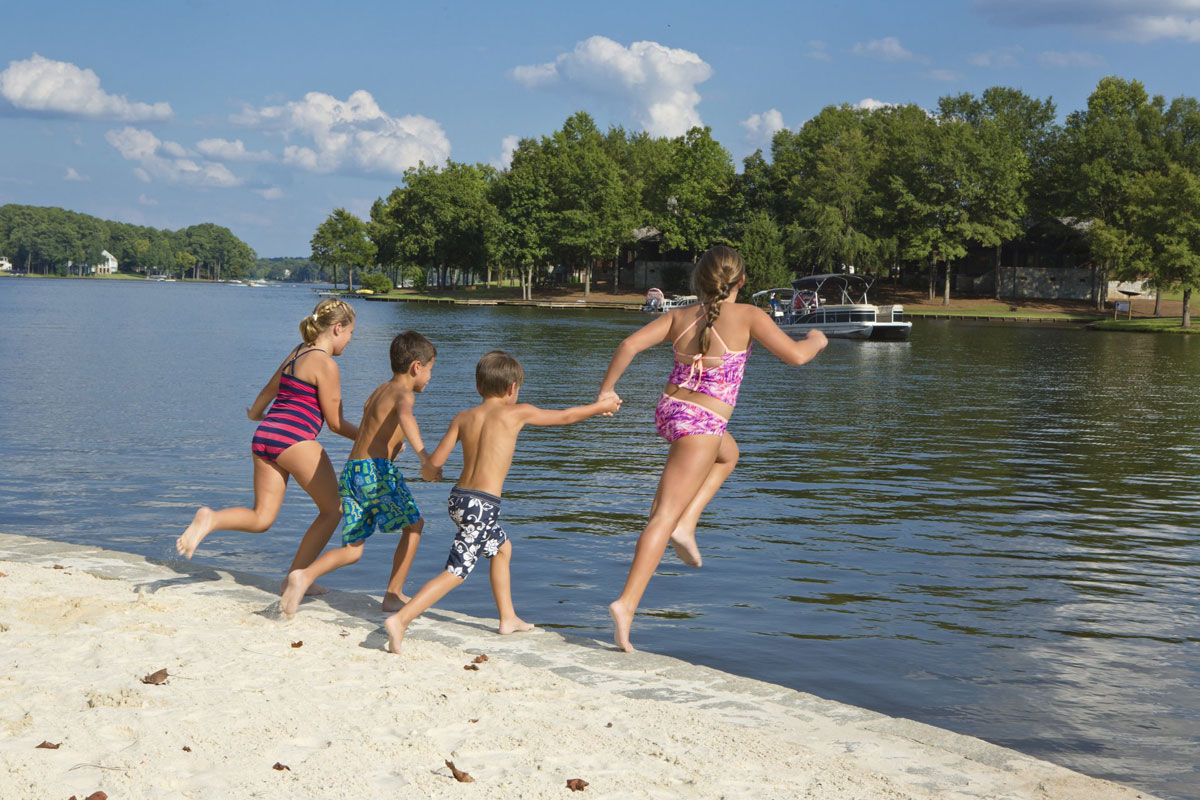 "Kids jumping into Lake Oconee."